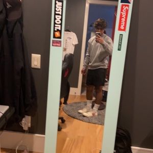 Meet your Posher, Russel